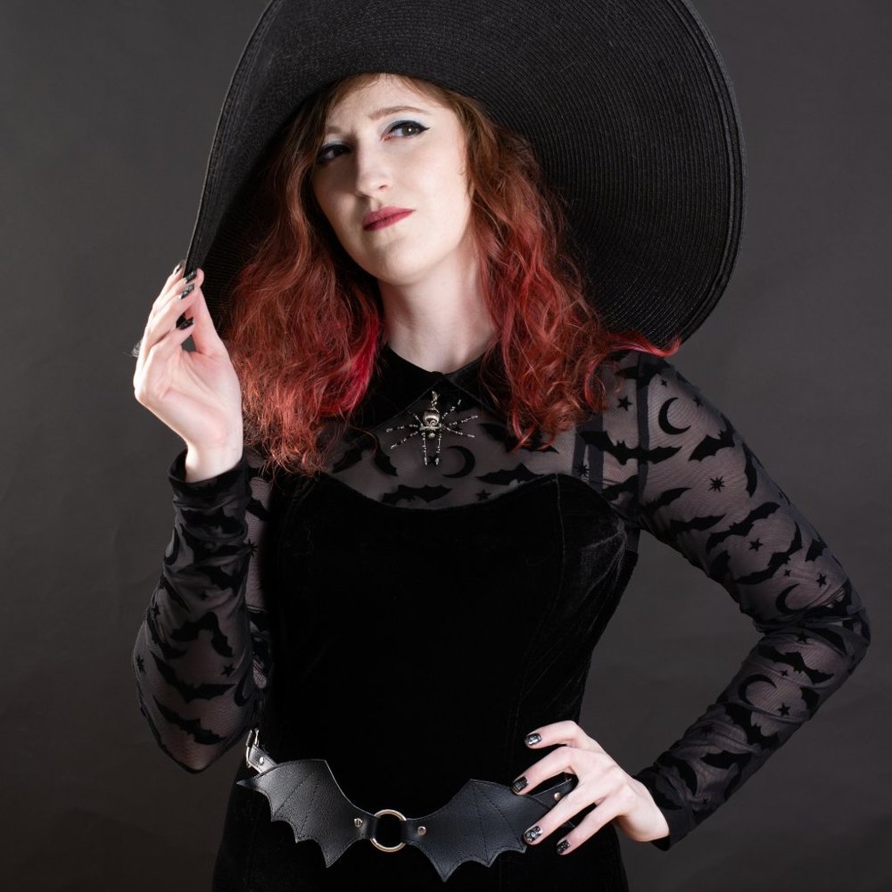 Meet your Posher, Ari